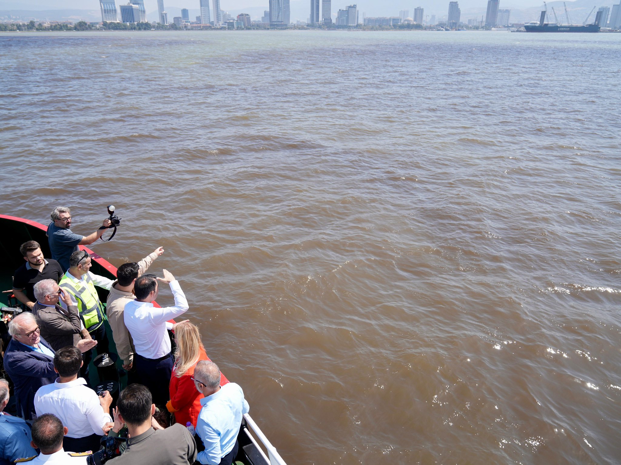 Bakan Kurum'dan Körfez açıklaması: İzmir Körfezimiz ölmektedir