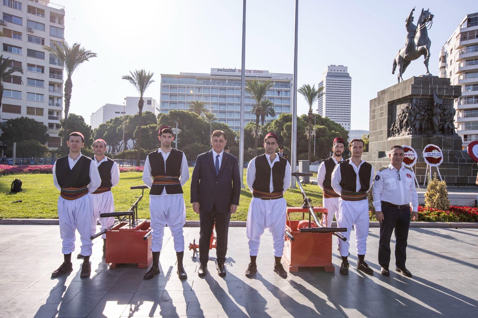 Tugay: İzmir İtfaiyesi İzmir’in gururudur