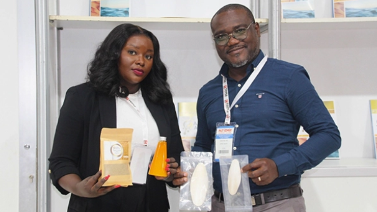 PET İZMİR'de patili dostların tüm ihtiyaçları bir arada