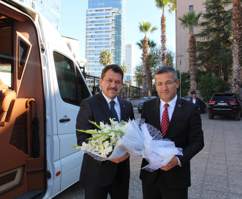 İzmir Cumhuriyet Başsavcılığı Görevinde Devir Teslim: Ali Yeldan Göreve Başladı