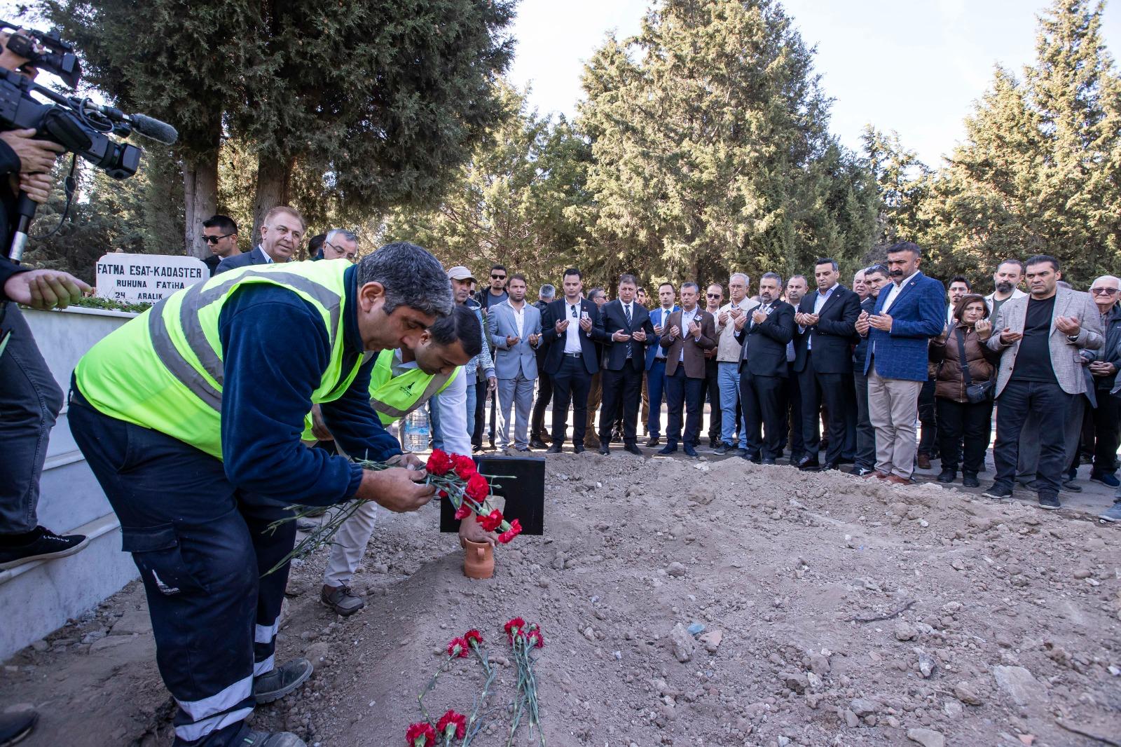 Selçuk Ayhan son yolculuğuna uğurlandı