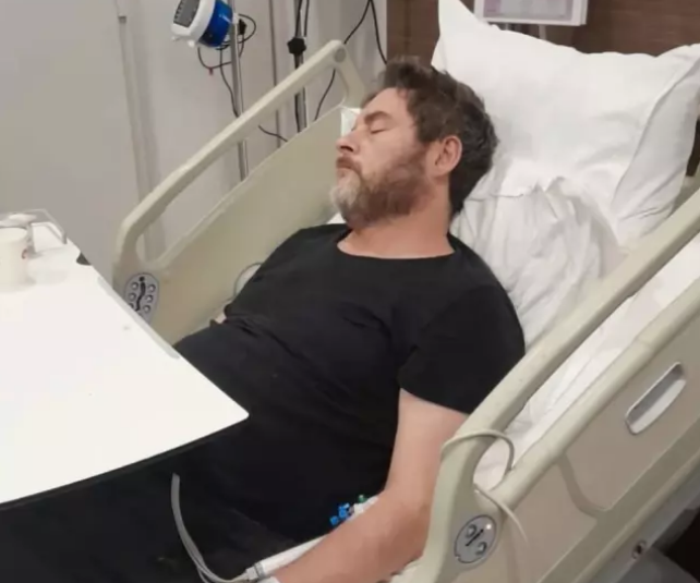 Tuna Kiremitçi, yüksek tansiyon nedeniyle hastaneye kaldırıldı