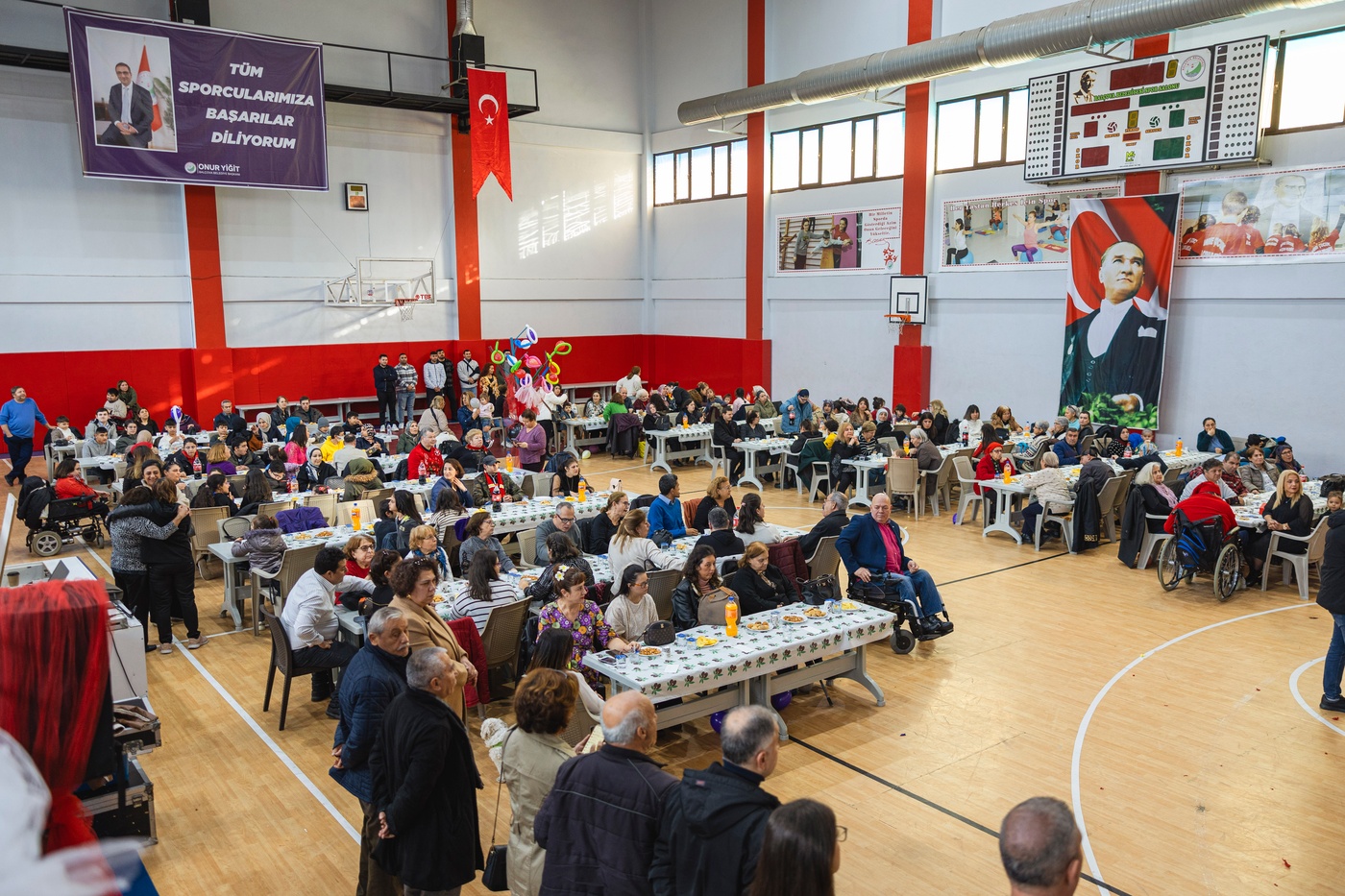 Balçova’da engelsiz yeni yıl kutlaması