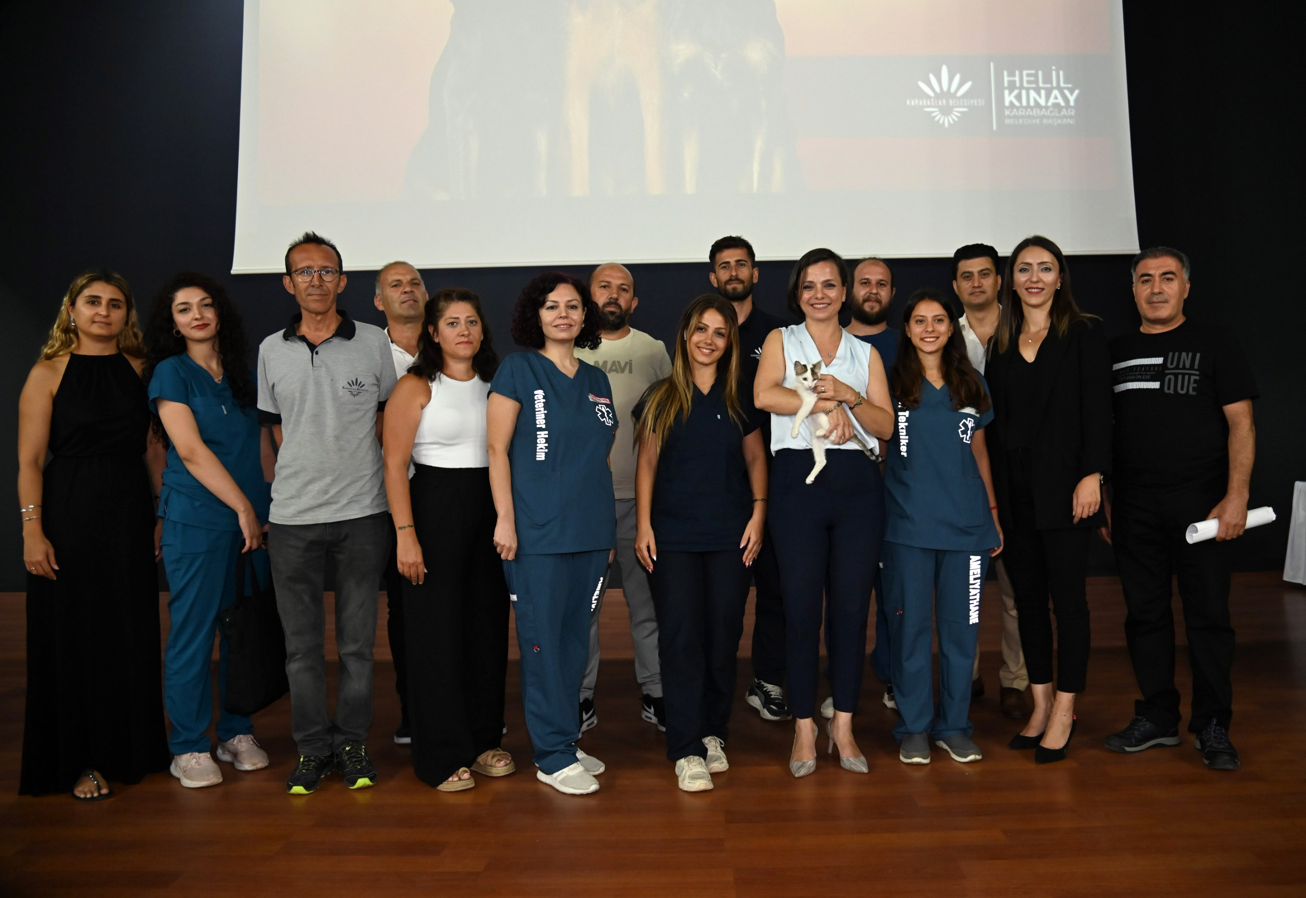 Karabağlar Belediyesi’nden sokak hayvanlarına modern hizmet