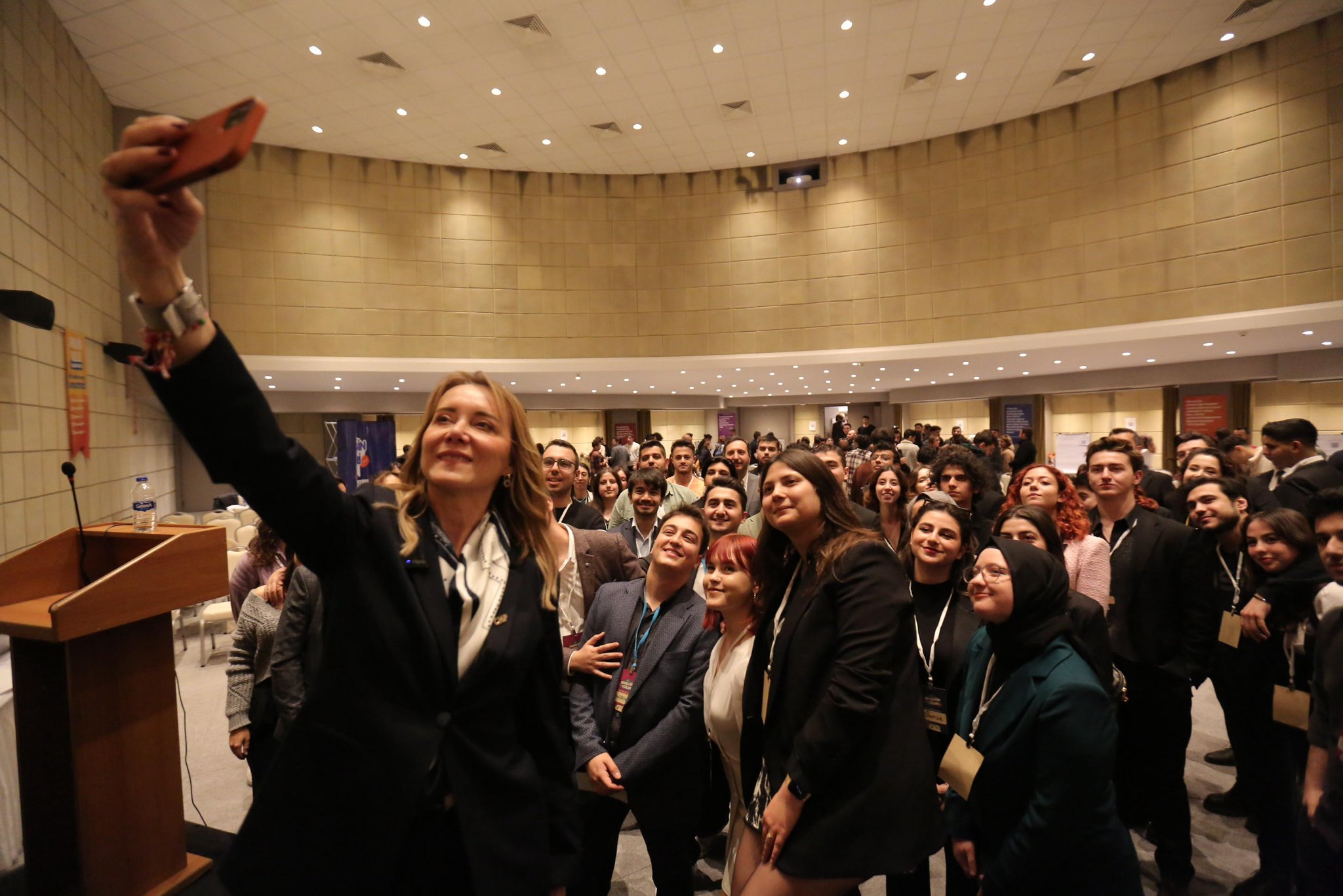 Gençler iklim krizine karşı seslerini Konak’tan yükseltecek