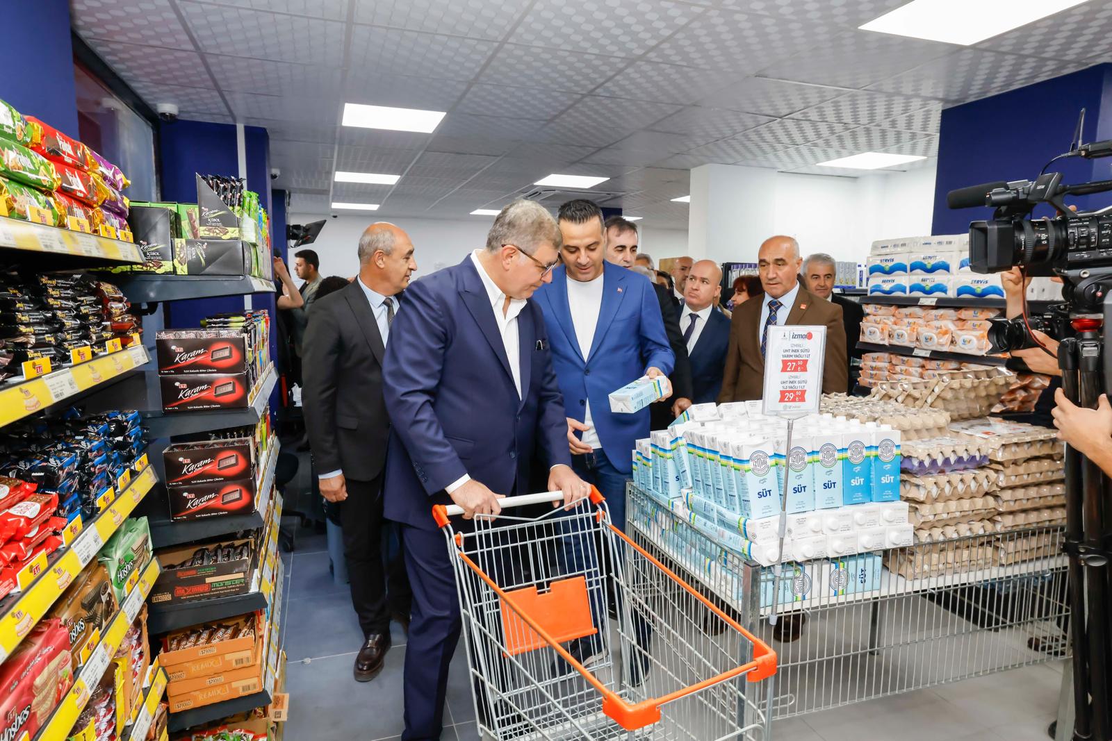 Başkan Tugay, ikinci İZMAR şubesini Menemen Ulukent'te açtı