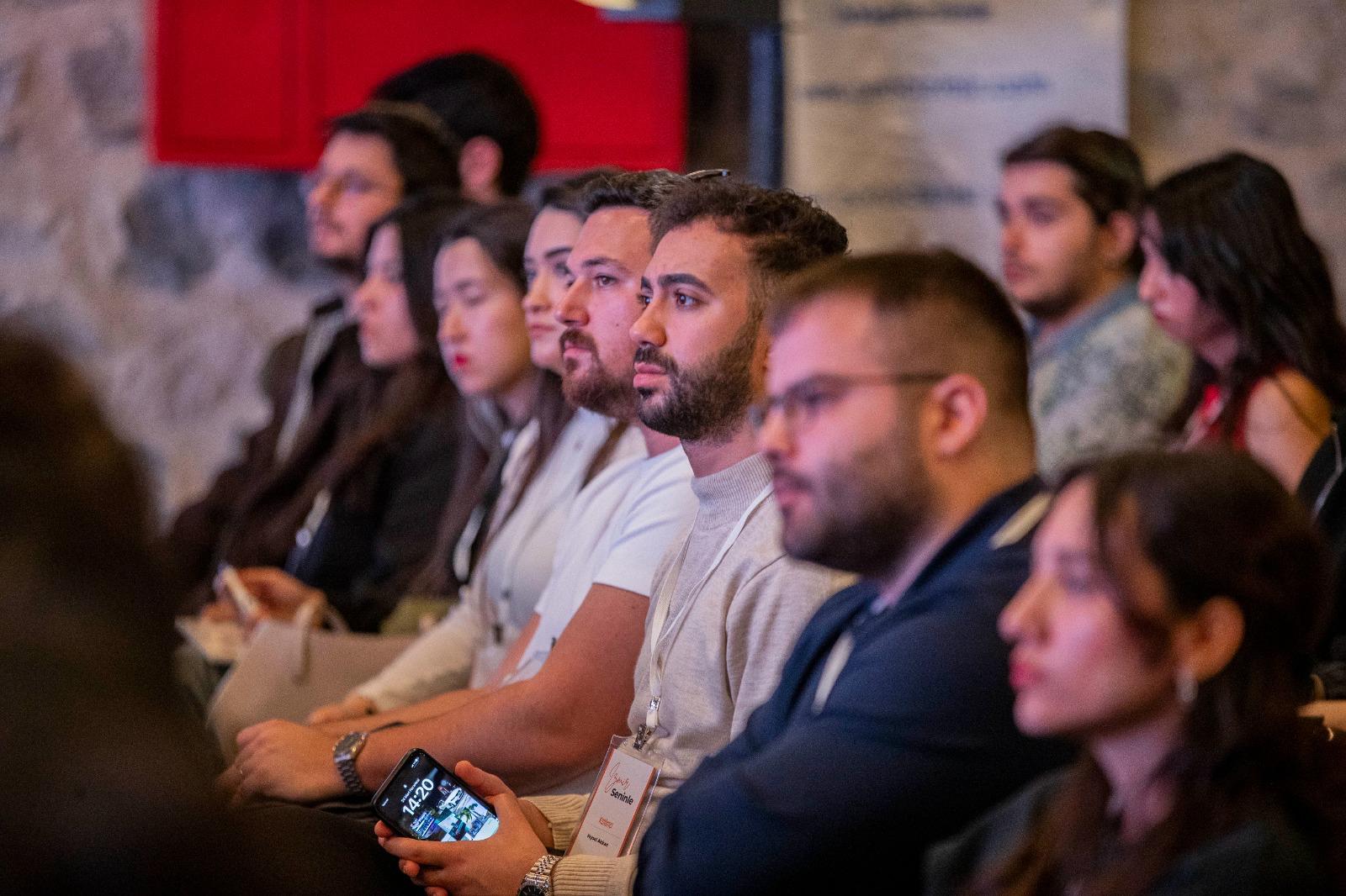 İzmir Büyükşehir’den Genç Dostu Kent Hamlesi