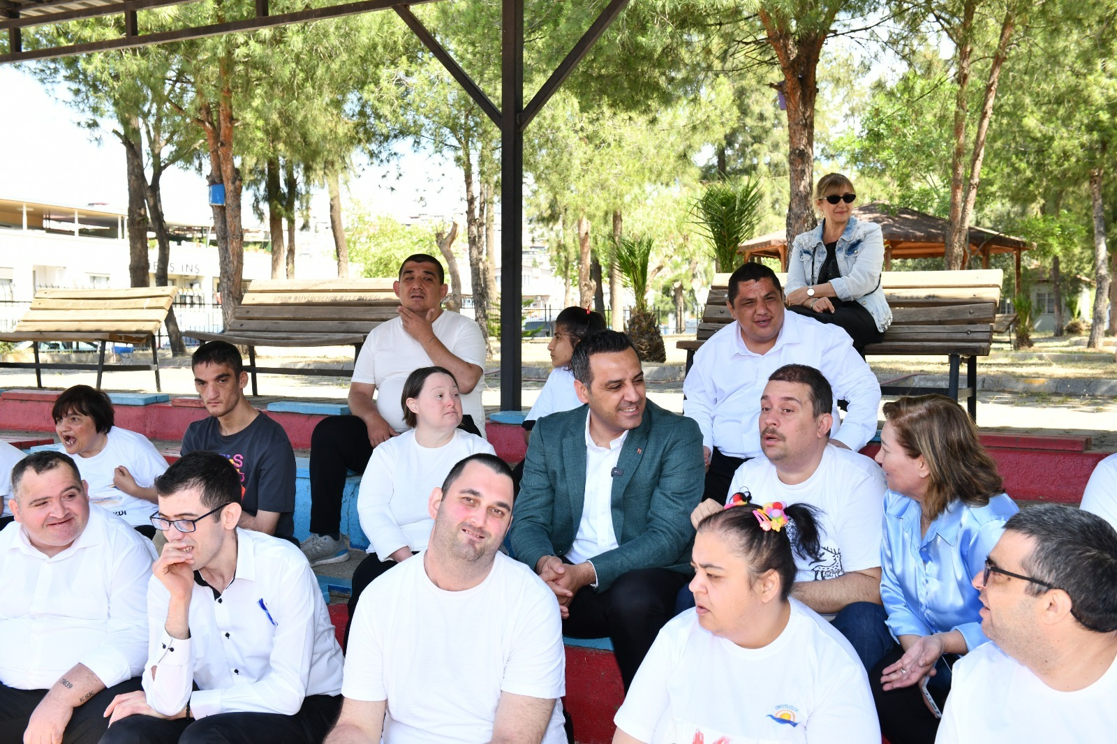 Notalar kalplere dokundu: Engelliler Haftasında umut ve dayanışma buluşması