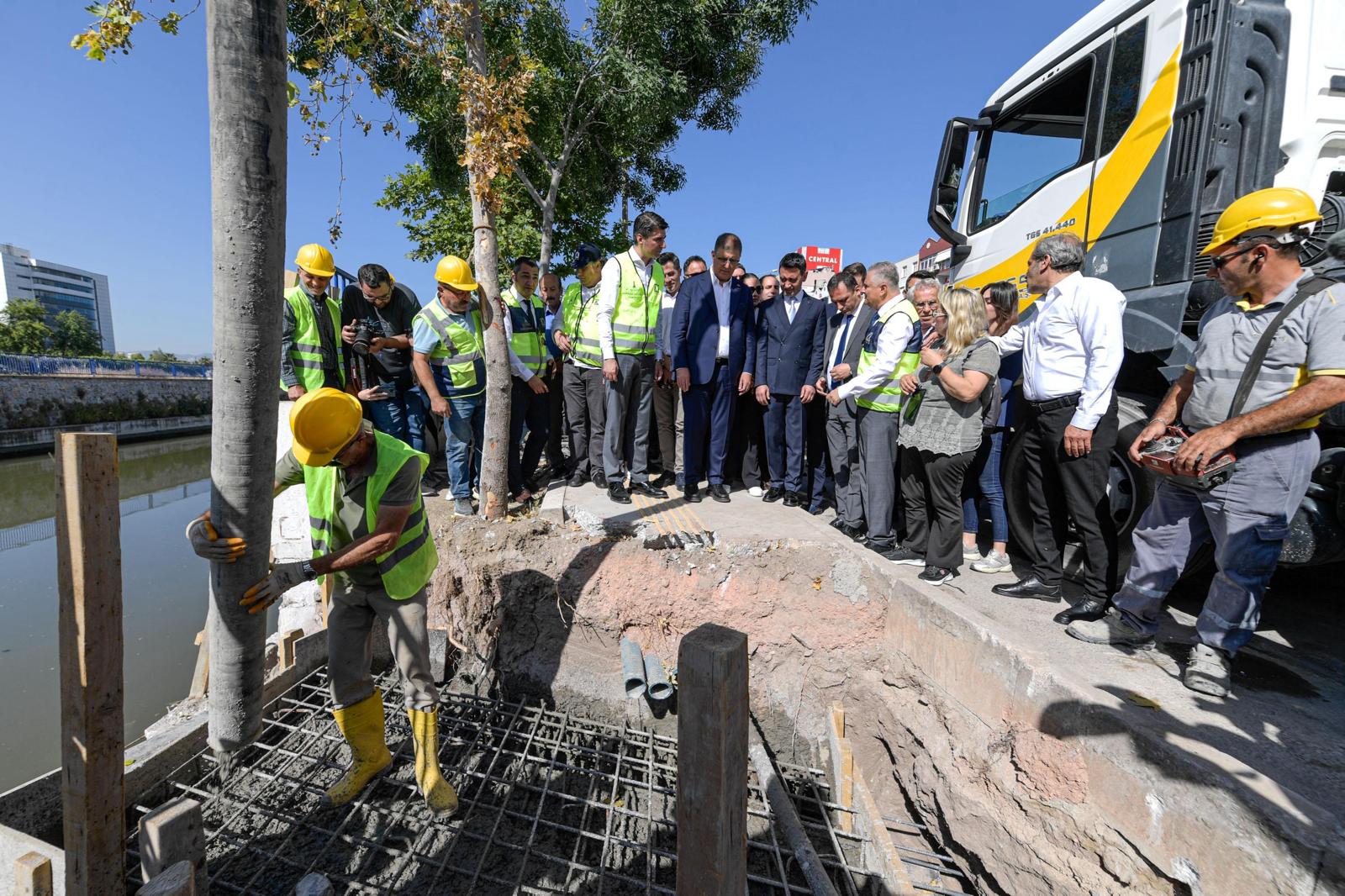 İZSU’dan Bayraklı’ya 80 milyon liralık yağmur suyu yatırımı