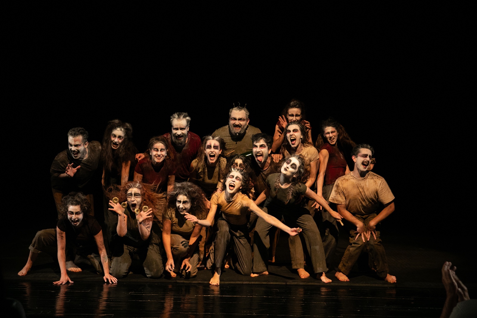 “Şehirler Yollar Hikayeler”in prömiyeri yapıldı