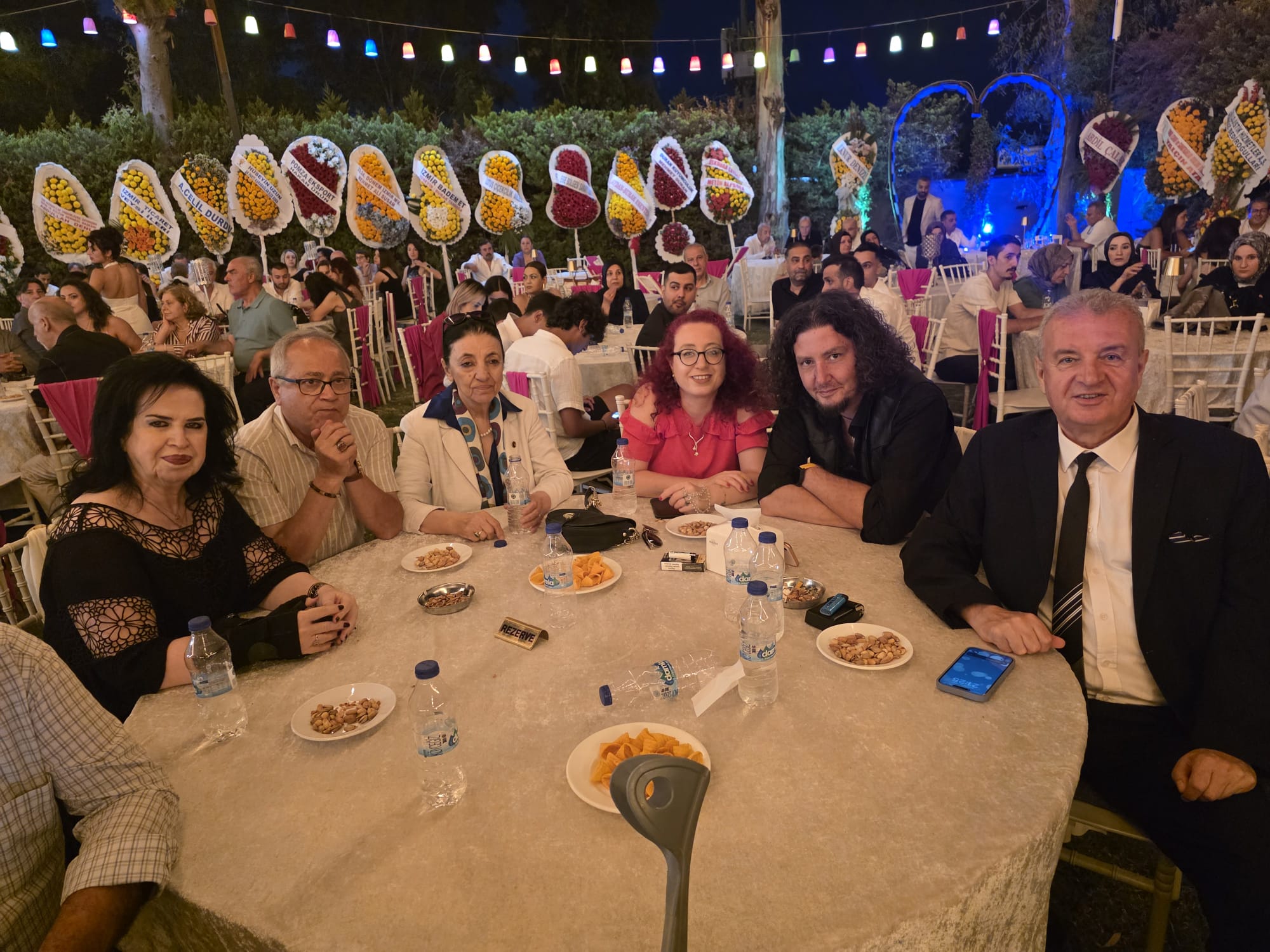 Alptekin ve Dündar Ailelerinin mutlu günü: Gülten ve Furkan Dünyaevine Girdi