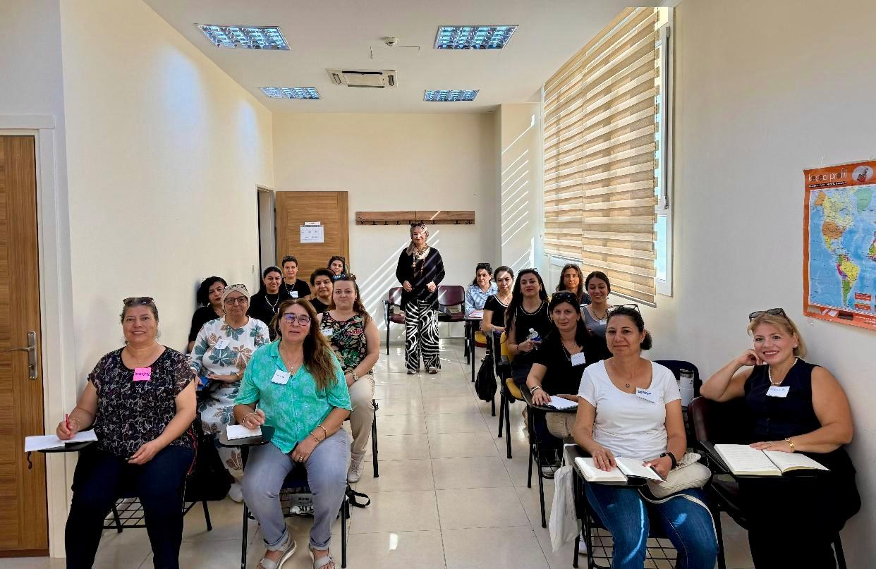 Örnekköy Kadın Dayanışma Merkezi’nde yabancı dil kursları başladı