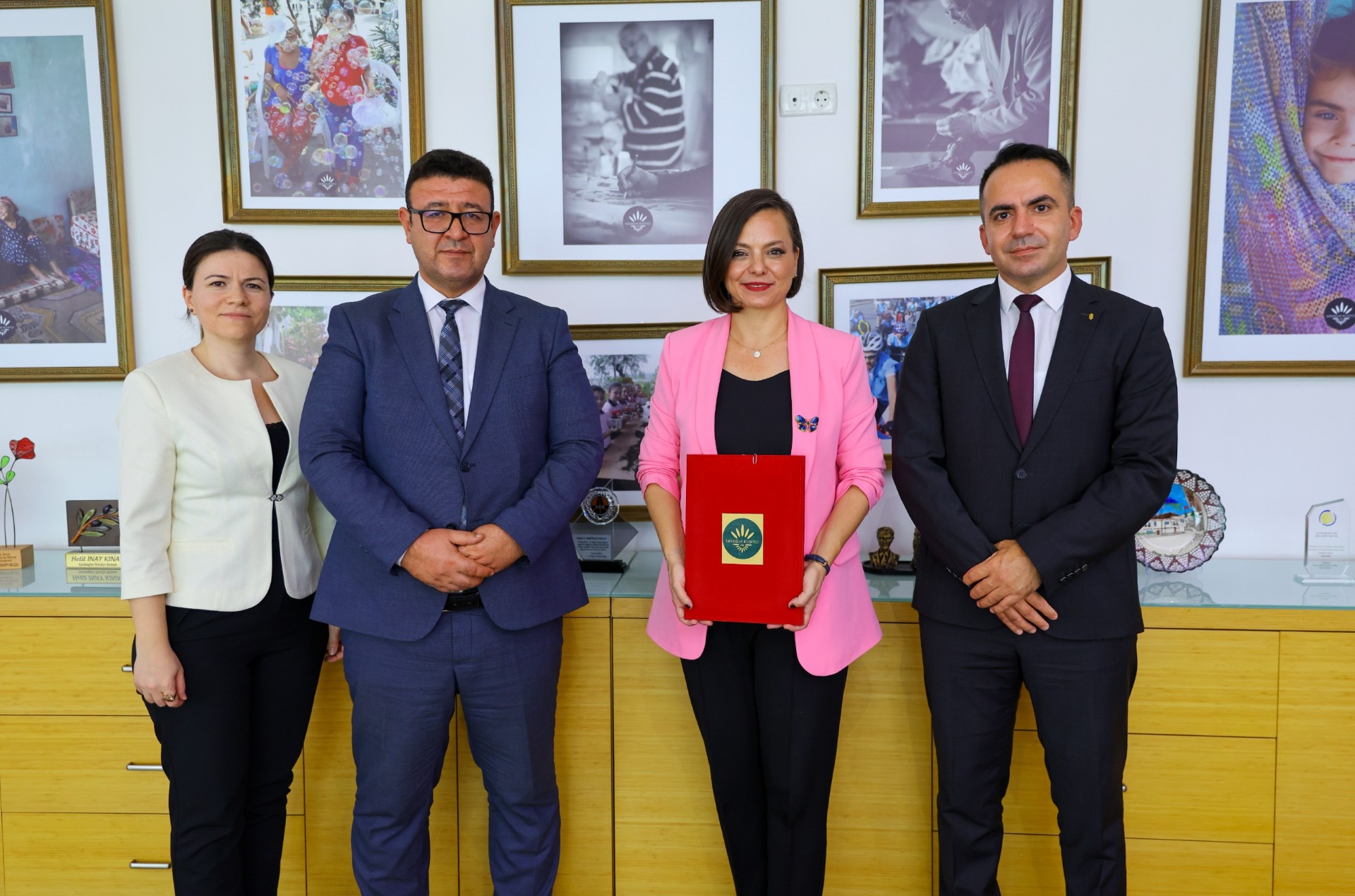 Karabağlar Belediyesi’nden İşçilere En Yüksek Promosyon