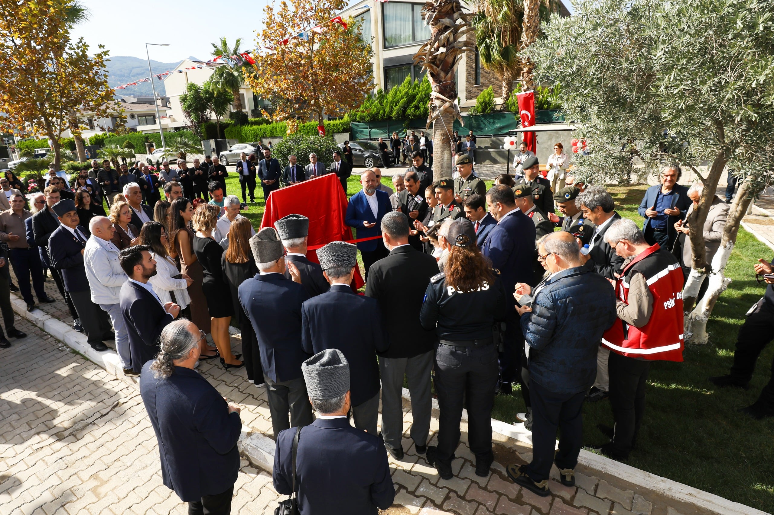 ŞEHİT TEĞMEN ALİ EMRE FIRINCIOĞULLARI’NIN ADI NARLIDERE’DE YAŞAYACAK