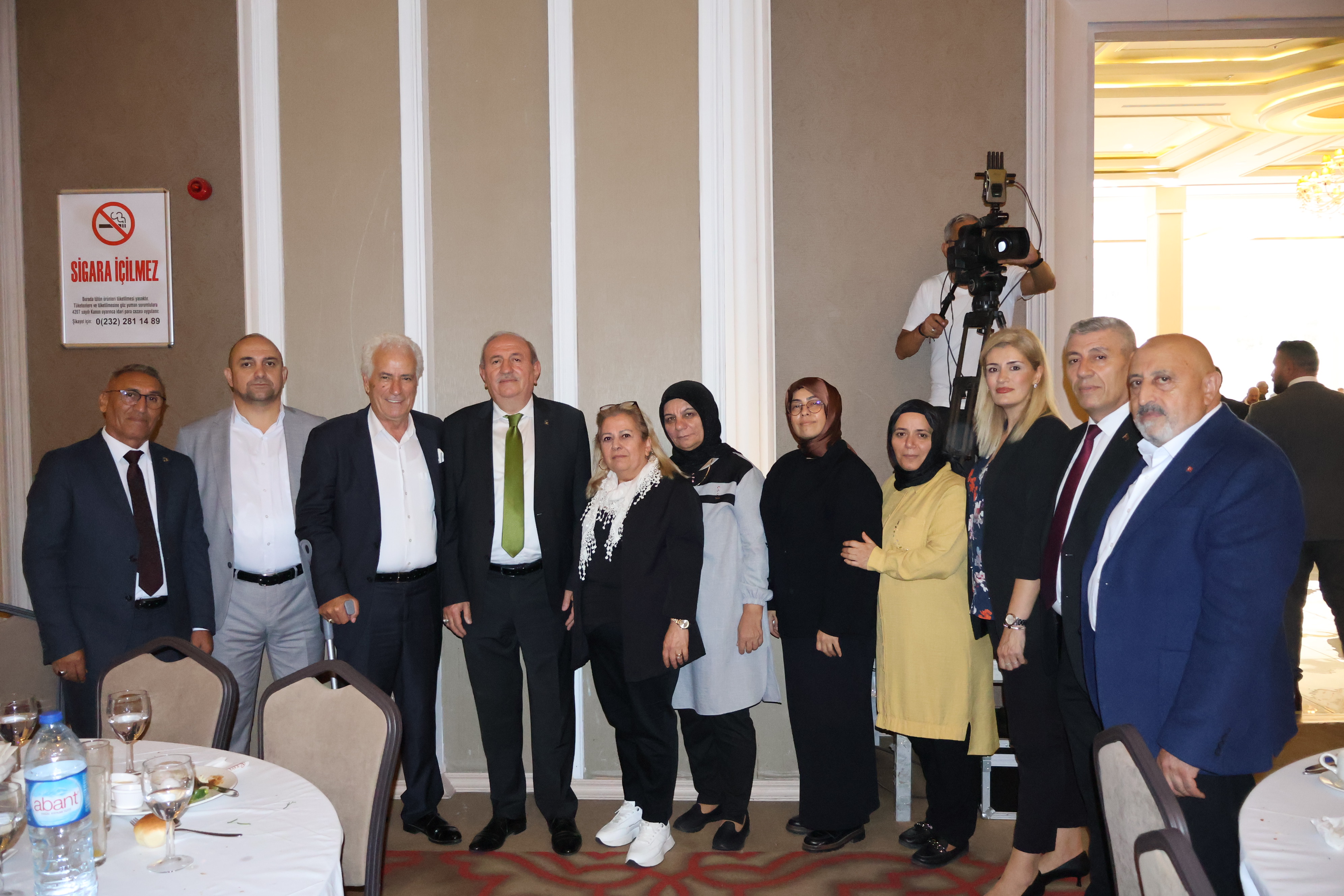 İzmir'de "Büyük Kardeşlik" Buluşması: Birlik, Dayanışma ve Umut Mesajı