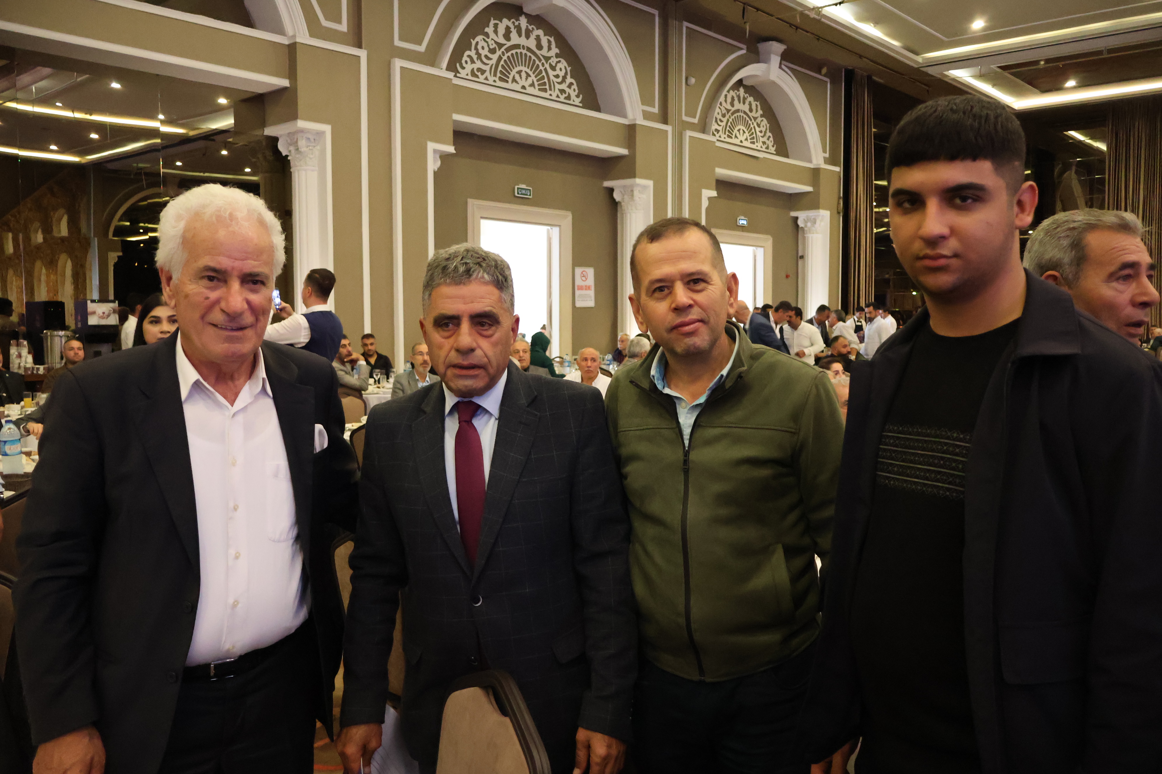 İzmir'de "Büyük Kardeşlik" Buluşması: Birlik, Dayanışma ve Umut Mesajı