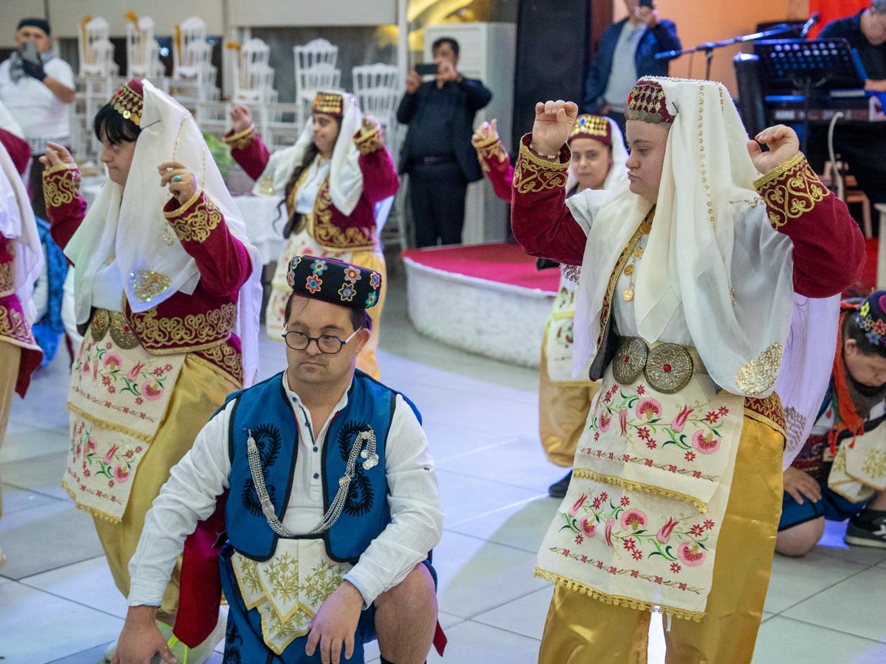 Mine Kapı yazdı...