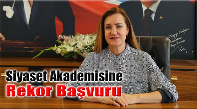 AK Parti Siyaset Akademisine Rekor Başvuru