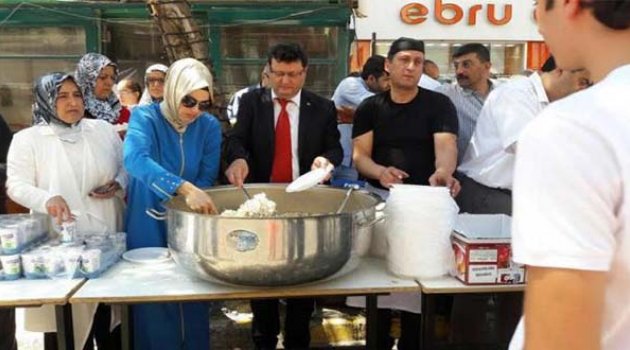 AKP Buca Teşkilatı Darbe Girişimini Lanetledi