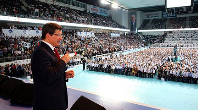 AKP'de kongre tartışması