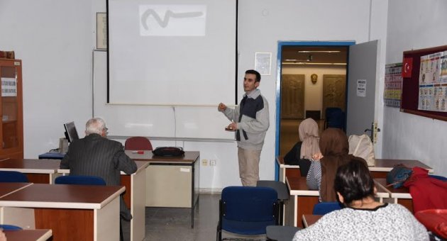 Aliağa'da Osmanlıca öğretiliyor