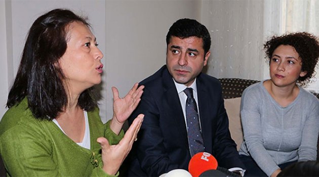 Atanamayan öğretmenin annesinden Demirtaş'a: Dayım olur musunuz?