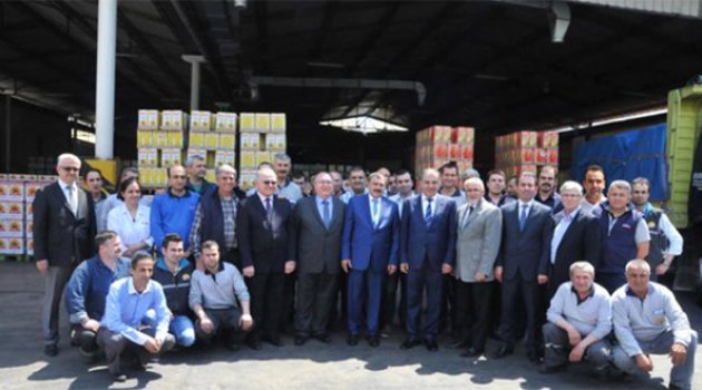 Bakan Eroğlu: , İzmir'de Zeytinyağı Fabrikalarını Turladı