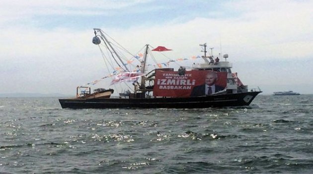 Balıkçılar Körfez&#039;de Binali Yıldırım İçin Gövde Gösterisi Yaptı