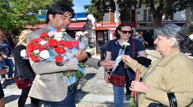 Başkan Demirağ, Anneler Günü'nü Kutladı