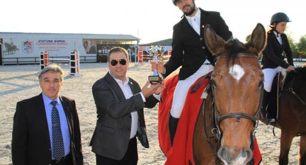 ‘Başöğretmen Atatürk Kupası’ sahibini buldu