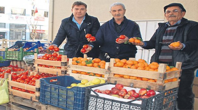 Bayındır’da Manavlar Sokakta Kaldı