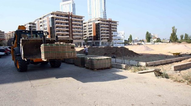 Bayraklı Adalet Mahallesi&#039;ne Otopark Müjdesi