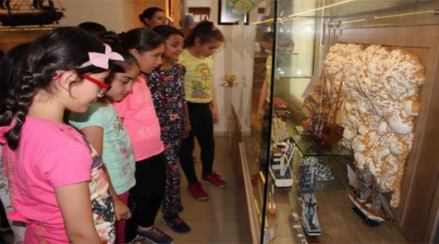 Bayraklılı Çocukların &#039;Müze&#039; Keyfi