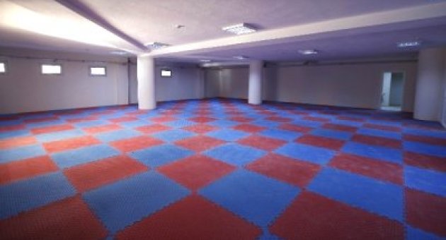 Bayraklı&#039;ya Yeni Spor Salonu