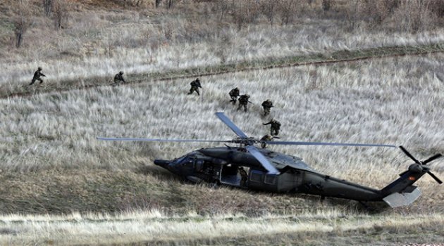 Bordo bereliler Kuzey Irak'a girdi: 100 PKK'lı öldürüldü