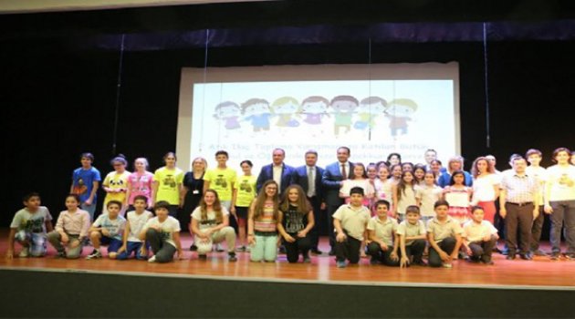 Bornova 'İlacınla Dünyayı Hasta Etme' Dedi!