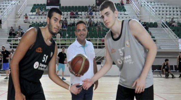 Bornova’nın Yeni Salonunda NCAA Heyecanı