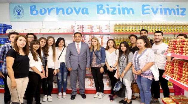 Bornova&#039;da Dostluk Eli Kışı Isıtıyor!