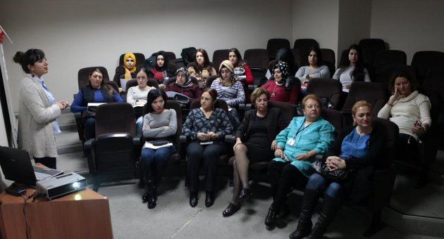 Bornova'nın lider kadınları yetişiyor