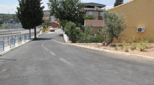 Buca'da Çıkmaz Yol Trafiğe Açıldı Vatandaşlar Rahatladı