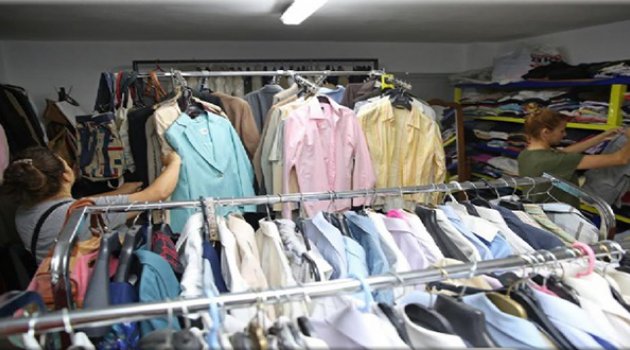 Buca'da 'İyilik Bankaları' Yüzleri Güldürüyor