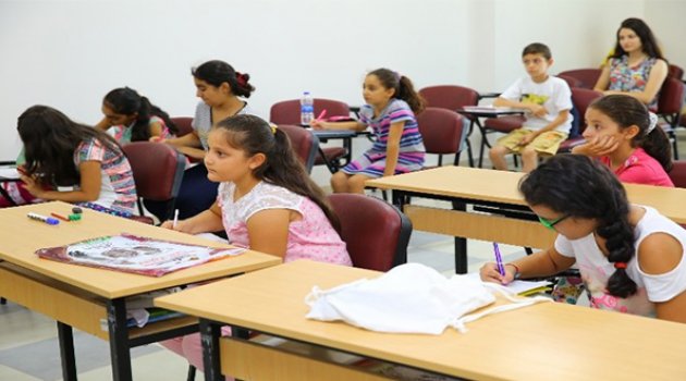 Bucalı Çocuklar İngilizce Öğreniyor