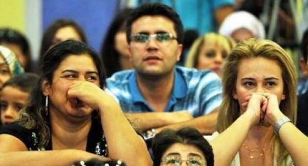 Bugün Öğretmenler Günü ama; 10 öğretmenden 7’si bırakmak istiyor!