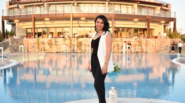 Çeşme&#039;nin Yeni Yıldızı