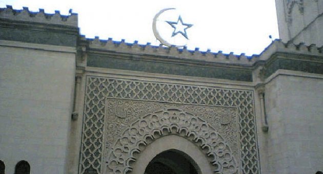 Charlie Hebdo katliamının ardından Fransa'daki camilere saldırı