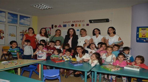 Çiğli'de Çocuklara Sağlık Kontrolü