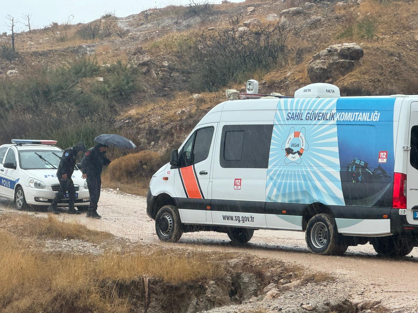 İzmir Çeşme'de batan lastik bottaki 5 düzensiz göçmen öldü