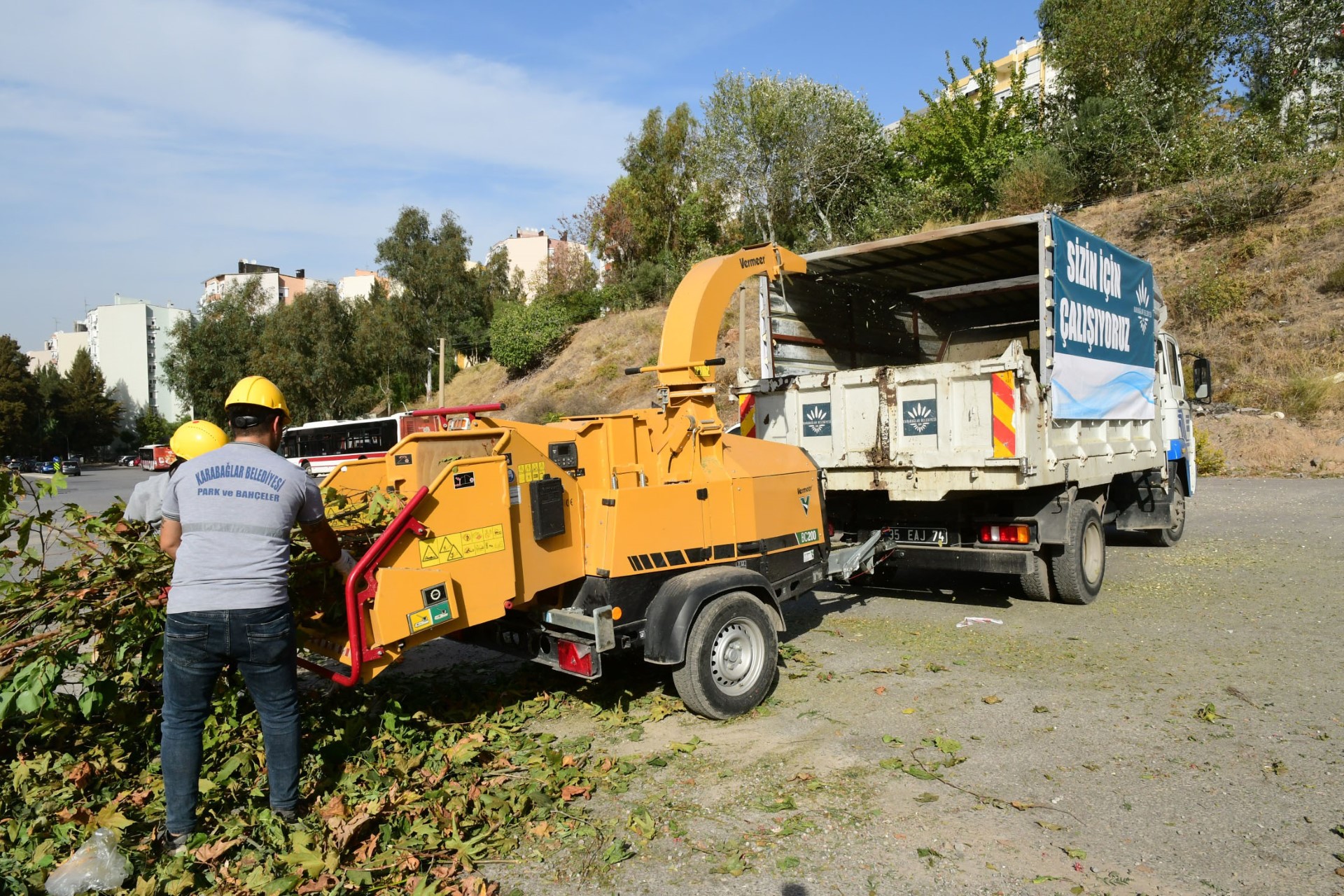 Karabağlar Belediyesi, doğadan geleni yine doğaya veriyor