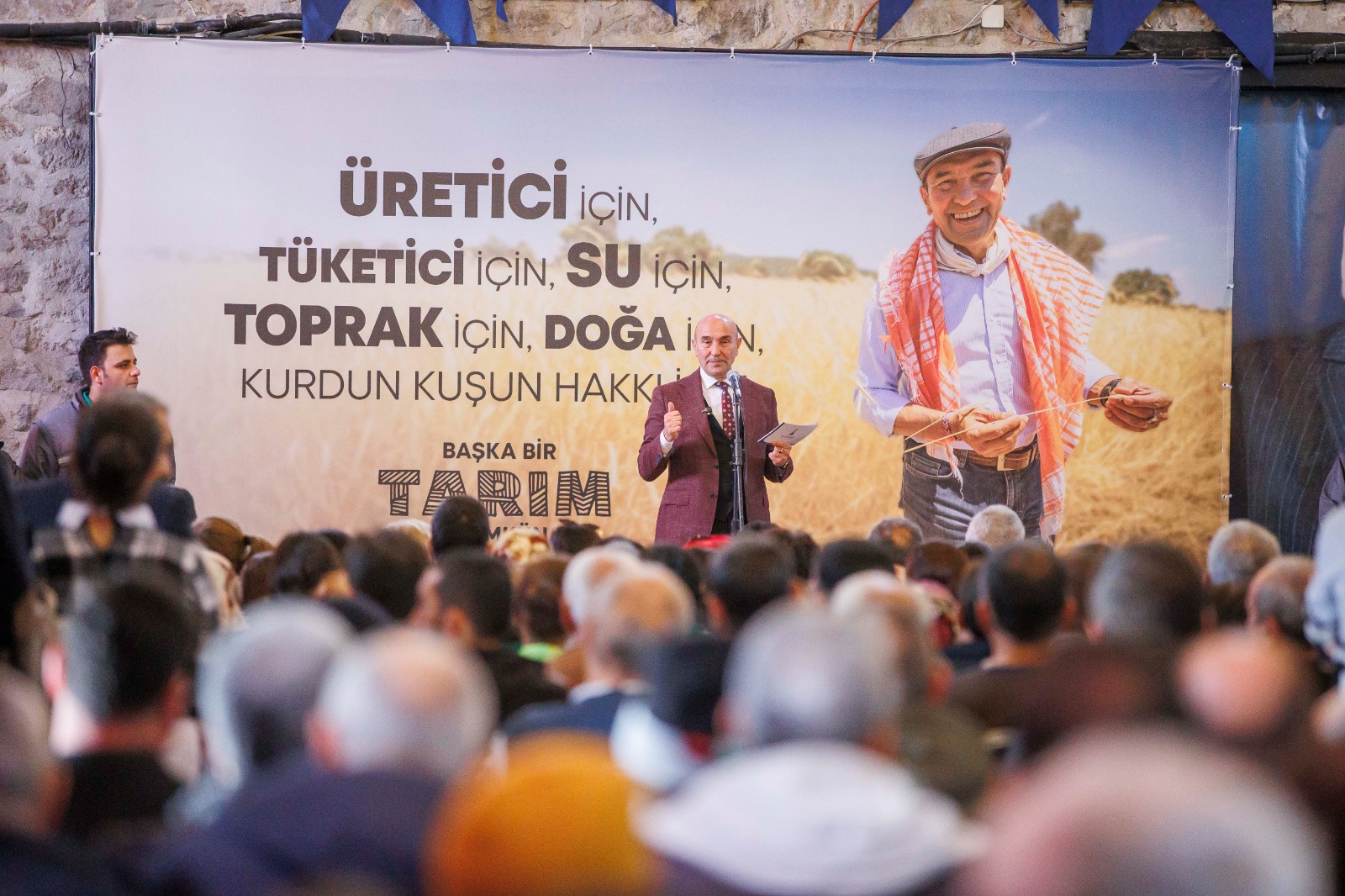 Soyer: “Çocuklarınızı sütsüz, kooperatiflerimizi öksüz bırakmayacağız”