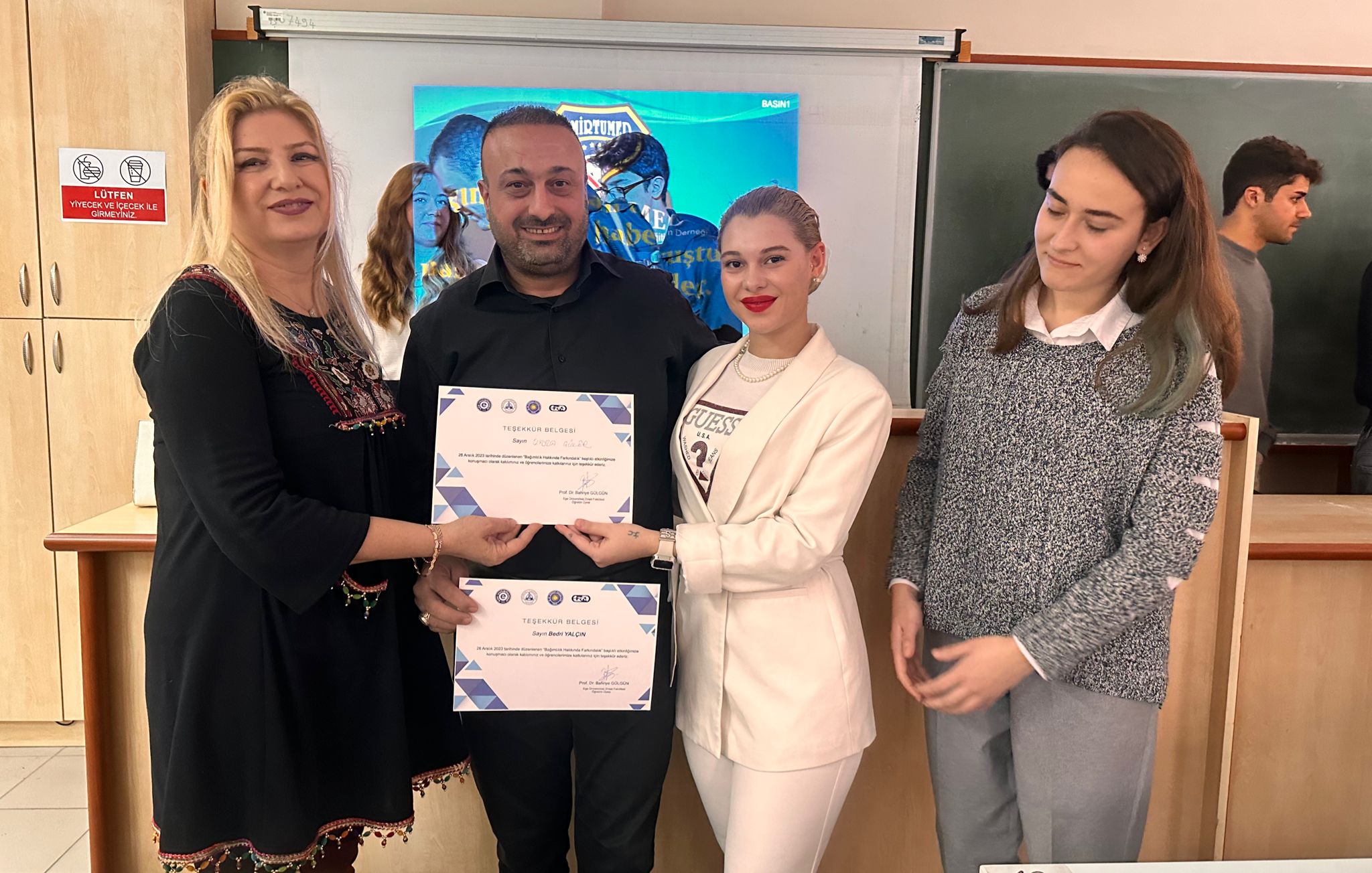 İZMİRTUMED'ten Bağımlılık hakkında farkındalık programı